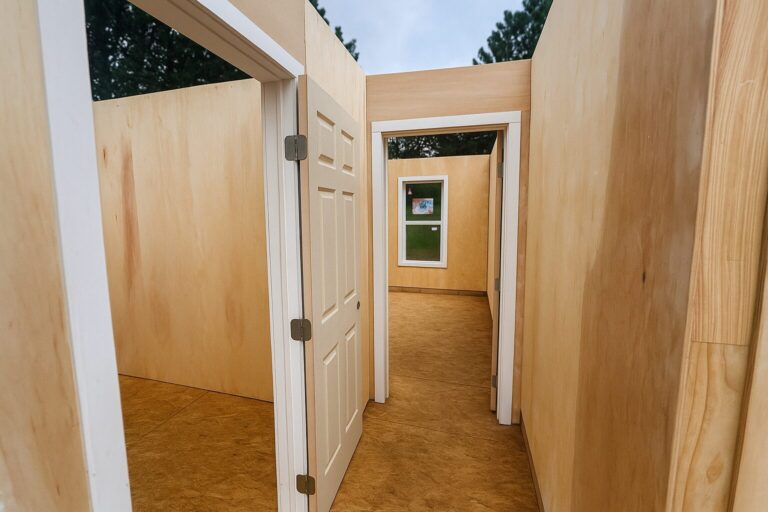 20251006_232736175_iOS